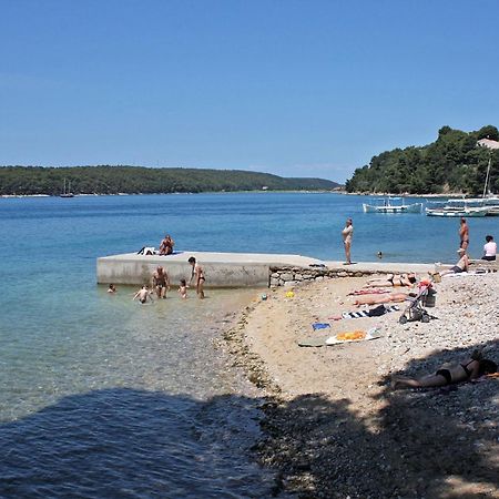 Apartments And Rooms By The Sea Palit, Rab - 5044 Εξωτερικό φωτογραφία